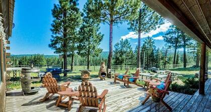 TrailsEndRanch ⛰Views, HotTub, Horseback riding on 1000's ac