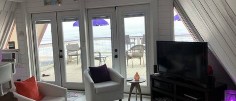 تلفزيون ذكي