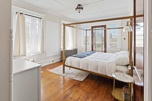 8 chambres, fer et planche à repasser, Wi-Fi, draps fournis