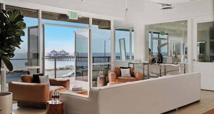 Malibu Sand Suites #13 by Stay Awhile Villas