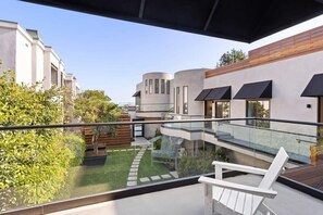 Property grounds - Malibu Sand Suite #15 by Stay Awhile Villas (Malibu)