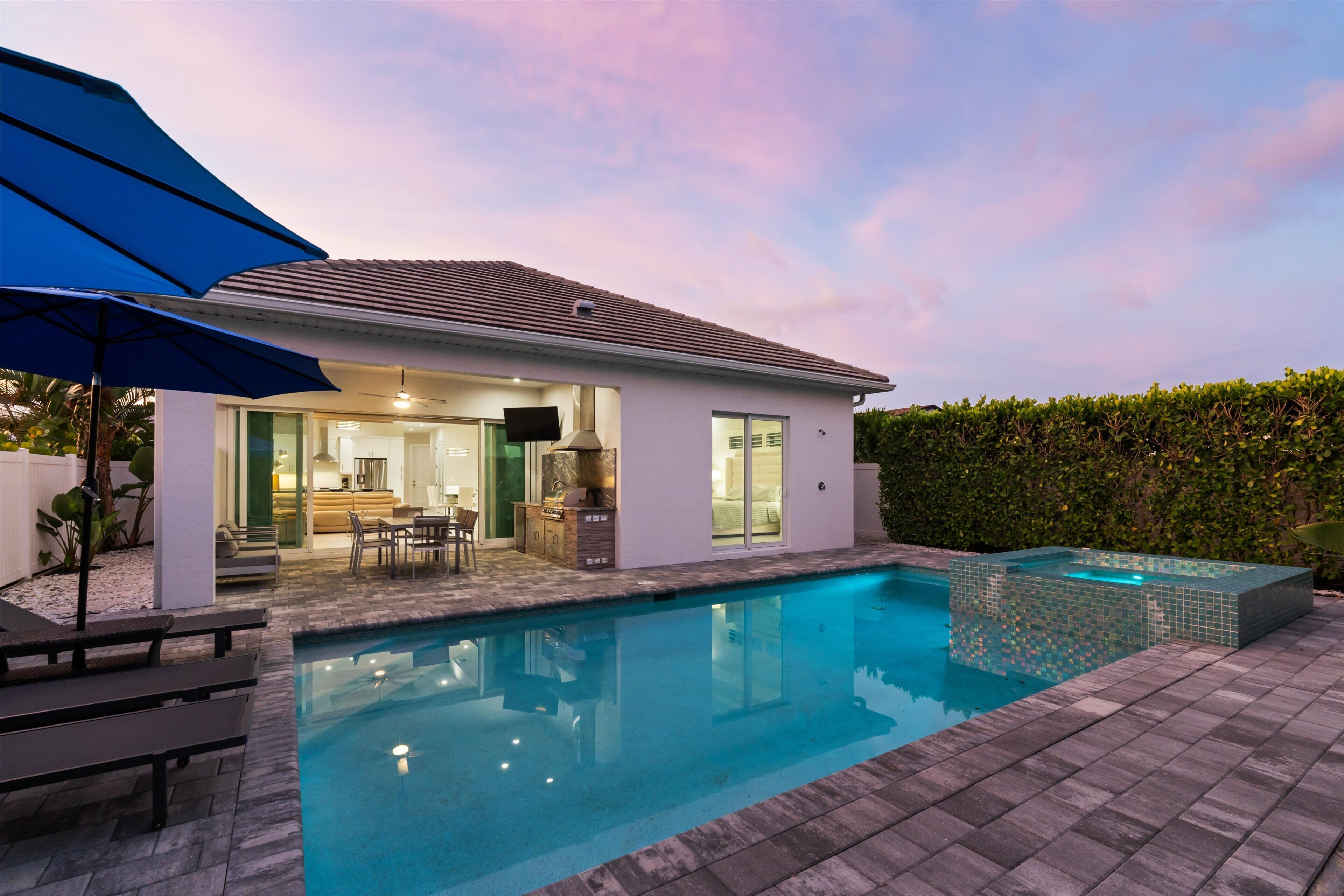 Outdoor pool, a heated pool