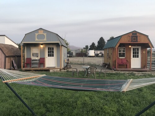 Hales Hideaway by the City of Rocks