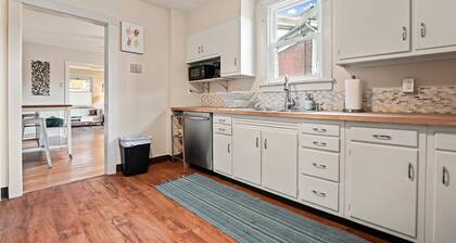 Comfortable home with an artful flair close to PNC, museums and restaurants..