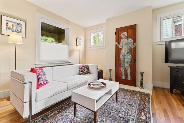 Living room.