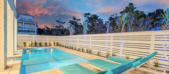 Emerald Palms|Easy Beach Access|Private Heated Pool|Gulf Views|Golf Cart