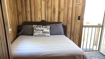 1 dormitori i roba de llit