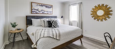 1 habitación, tabla de planchar con plancha, wifi y ropa de cama