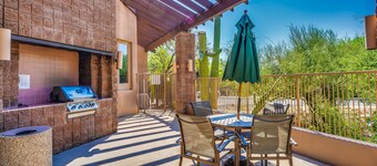 Canyon View 2bd 2ba, king + qn beds, pools, hiking, pickleball, gym, mtn views