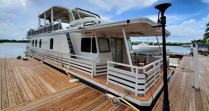 Ocean views! <br>Luxury suites