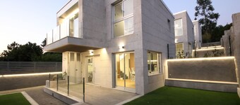 Villas con piscina a tan solo 10 minutos caminando del centro de Sanxenxo