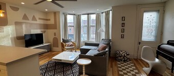 Sun-Filled 1 Bedroom Overlooking Water Street  - No Cleaning Fee