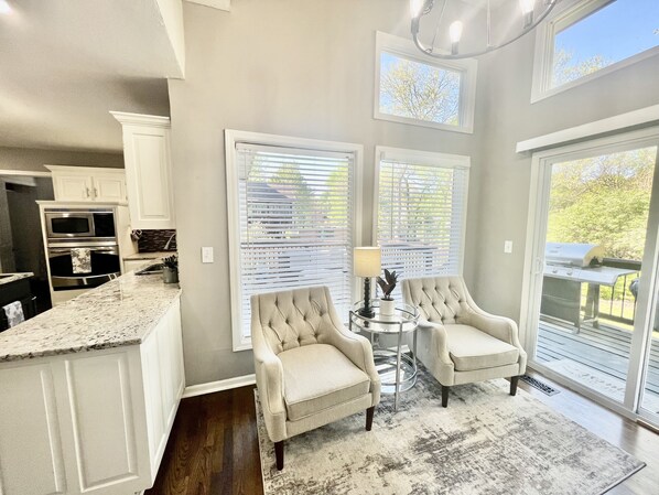 Interior - Welcome to our spacious 3,000 sqft home with a main floor master. (Lenexa)