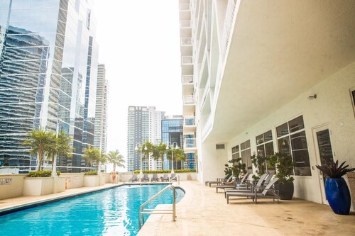 **NEW** Ocean Front 3 Bedroom Apartment in the heart of Brickell