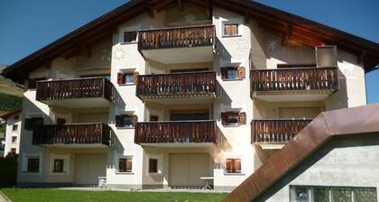 Ferienwohnung Zuoz für 1 - 3 Personen mit 1 Schlafzimmer - Ferienwohnung in Ein- oder Mehrfamilienha