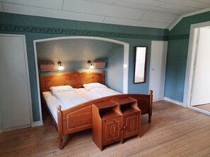 4 Schlafzimmer