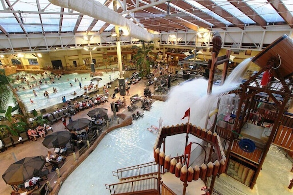 Indoor pool, outdoor pool