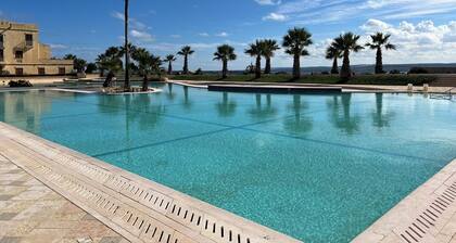 Apartment in a tranquil environment with fantastic views of the Mediterranean