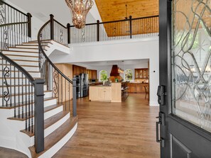 Interior - GlenVista Luxury Rental (Maggie Valley)