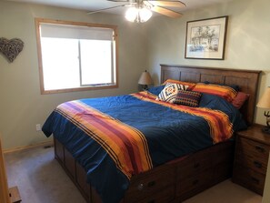 3 bedrooms, travel crib, free WiFi, bed sheets