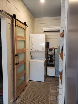 Interior - Entire Cozy Guesthouse w/ Hot Tub. In compliance with new BC legislation. 
 (Penticton)