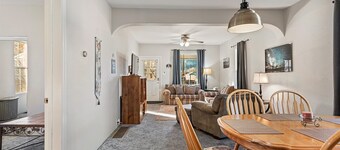 Walking Distance to Town__Discount Ski Passes __TRAVELERS WELCOME