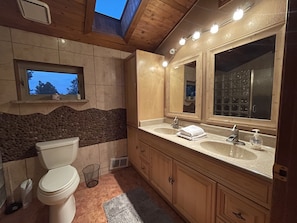 Chuveiro/banheira combinados, banheira de hidromassagem