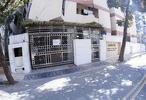 Exterior detail - Apartment Rent with 24 hours security (Dhaka)