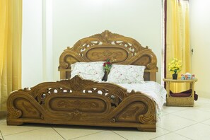 3 bedrooms, free WiFi, bed sheets