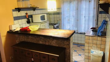 Four, plaque de cuisson