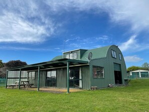 Exterior - A Corner Spacious Holiday House (Te Kaha)