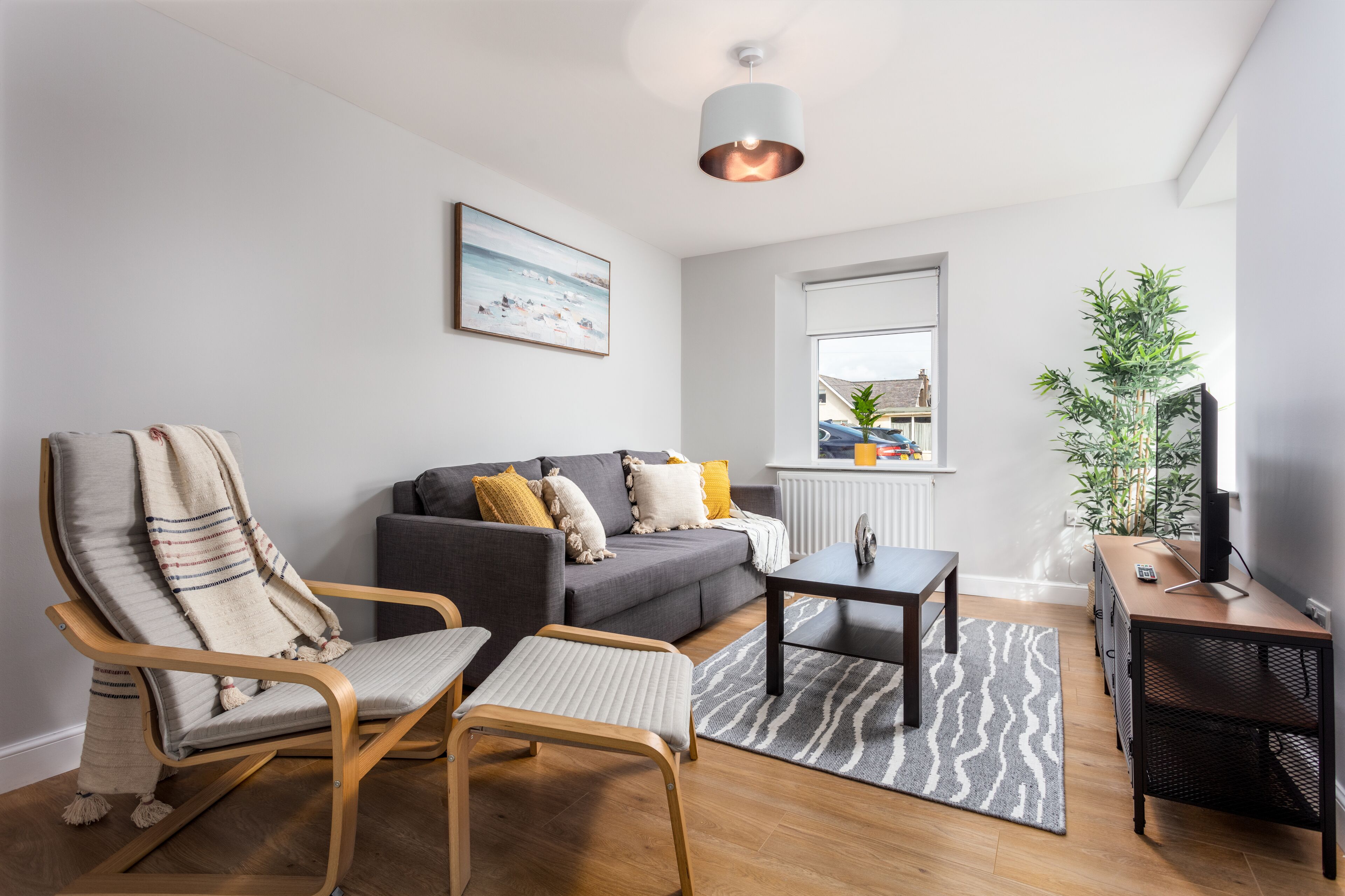 Comfort Apartment, 2 Bedrooms | Living area | TV