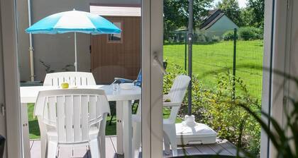 New house with garden and private parking