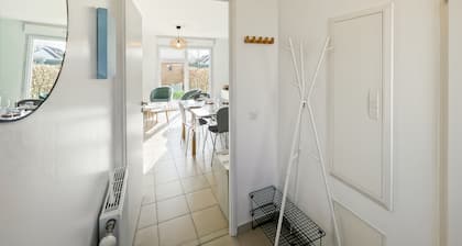 New house with garden and private parking