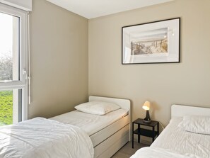 3 habitaciones, tabla de planchar con plancha y wifi gratis 