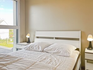 3 habitaciones, tabla de planchar con plancha y wifi gratis 