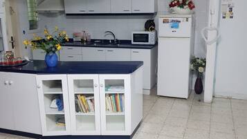 Microondas y parrilla de estufa