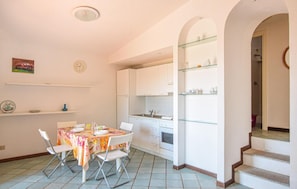 Fridge, stovetop, cookware/dishes/utensils - Pet friendly home in Trinita Dagultu Vignol (Trinita Dagultu Vignol)