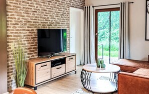Smart-TV, DVD-Player, Stereoanlage