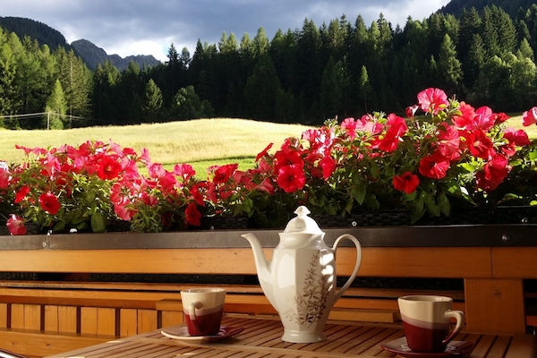 Appartement 2P Pisciadu Balkon am Nachmittag und Abend genießen