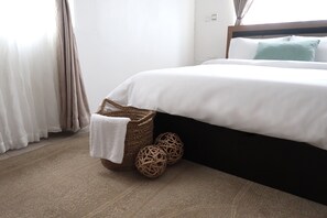 2 Schlafzimmer, Schreibtisch, Bügeleisen/Bügelbrett, kostenloses WLAN