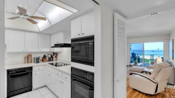 Lägenhet - 1 sovrum | Eget kök | Kylskåp, kaffe- och tebryggare och brödrost