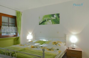 2 Schlafzimmer, Schreibtisch, kostenloses WLAN, Bettwäsche
