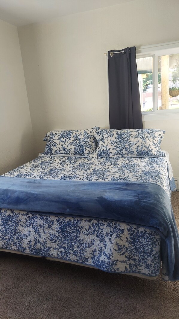 4 bedrooms, free WiFi, bed sheets