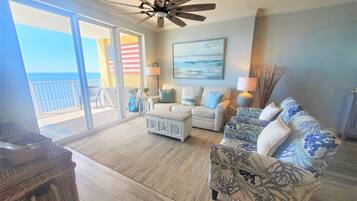 Smart TV, DVD player