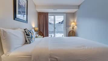 2 bedrooms, desk, travel cot, free WiFi