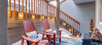 The Norquay | Pet-Friendly 2 Bed + Mtn View