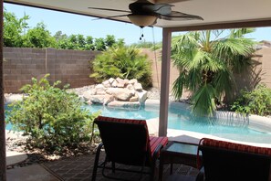 Outdoor pool, a heated pool - Private Heated Pool in Apache Junction (Apache Junction)