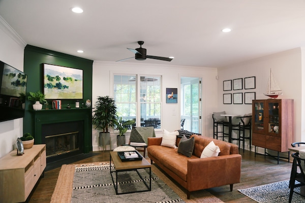 Welcome to Reynold's Roost!