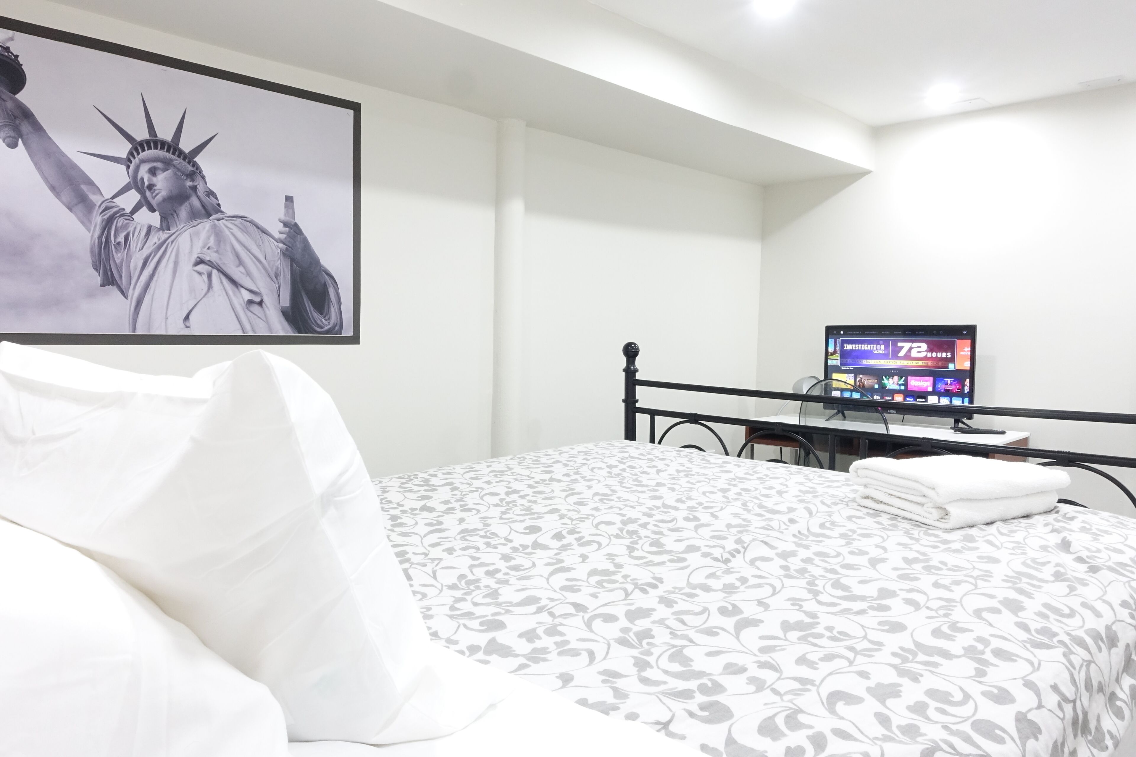 2 dormitorios, tabla de planchar con plancha, wifi y ropa de cama